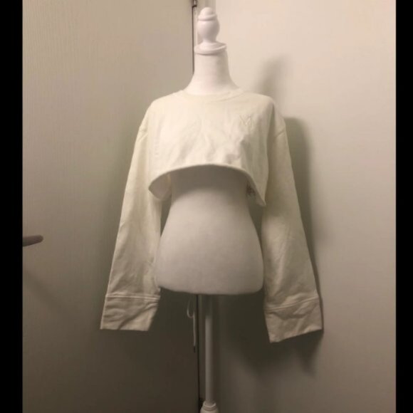 My Mum Made It Cropped Sweatshirt Sz XS - Picture 1 of 4